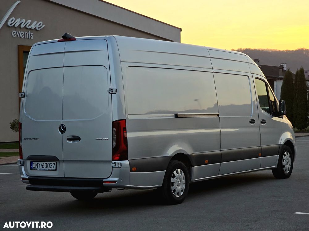 Mercedes-Benz Sprinter - 4