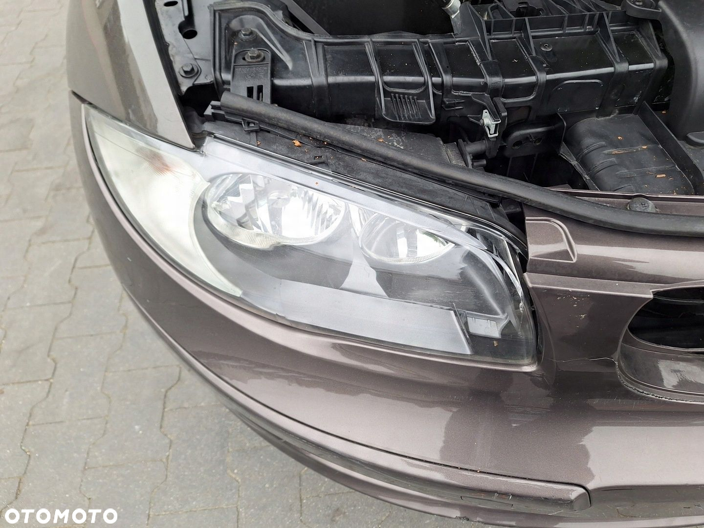 BMW 1 I E81 E82 E87 E88 LCI LIFT 07-11 REFLEKTOR LAMPA PRZÓD PRAWA VALEO H7 - 4