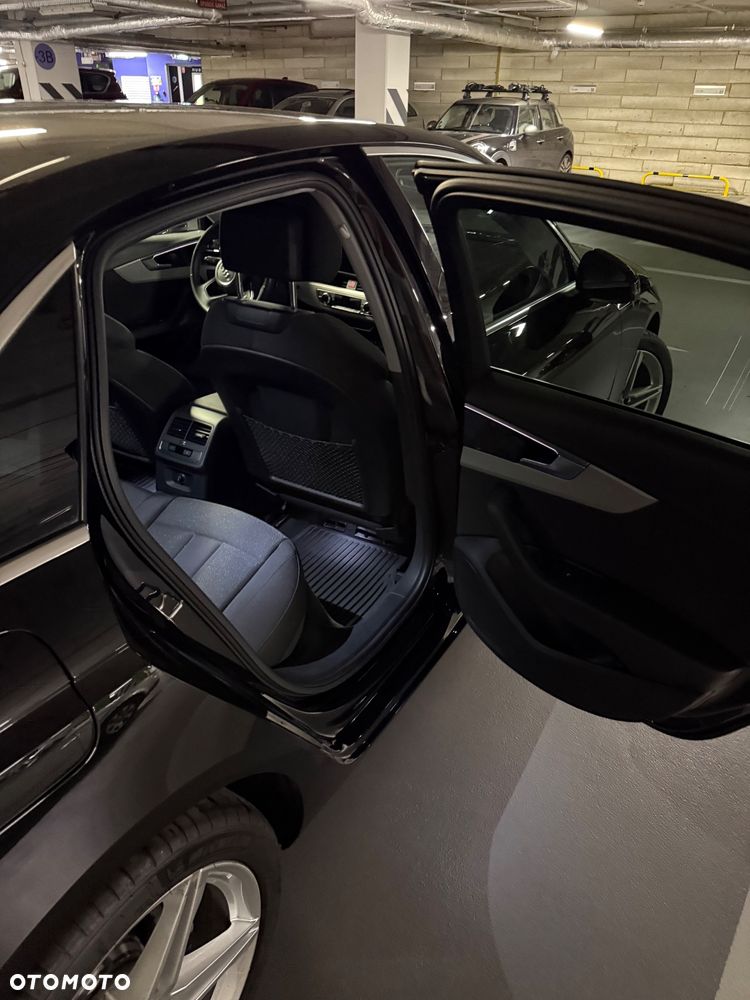 Audi A4 Limousine 35 TFSI mHEV Advanced S tronic - 17