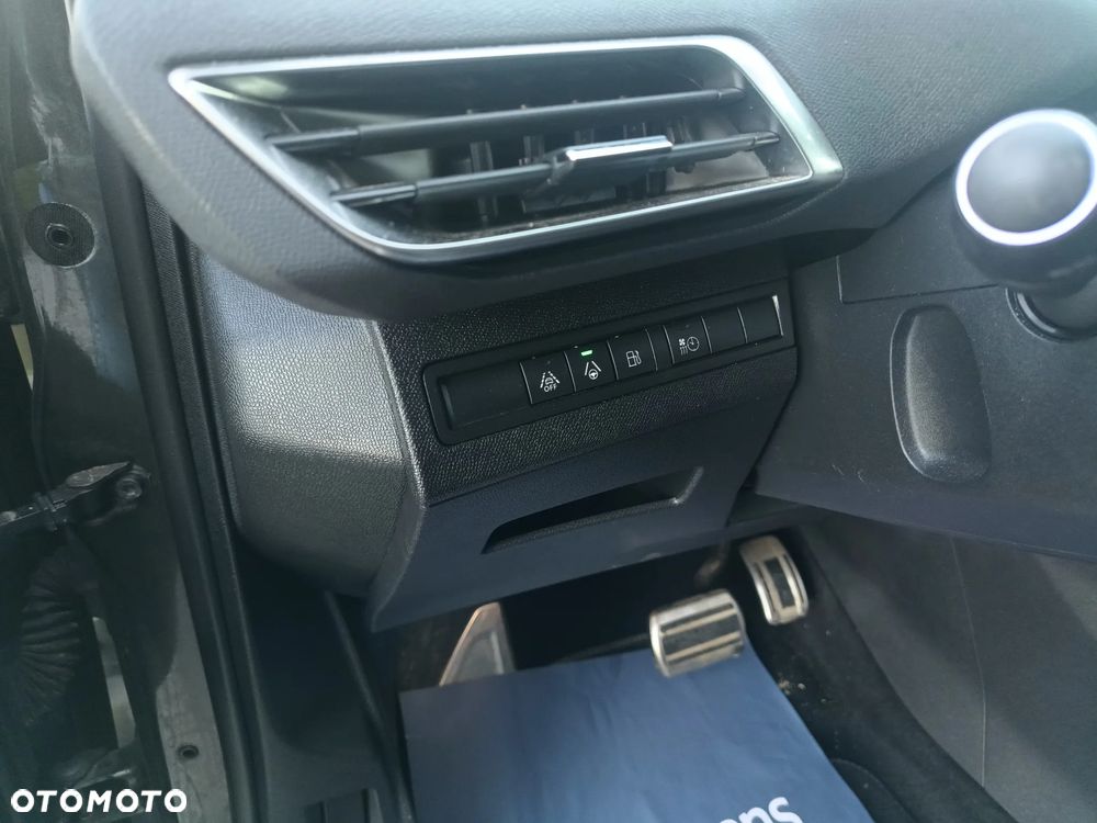 Peugeot 3008 - 25