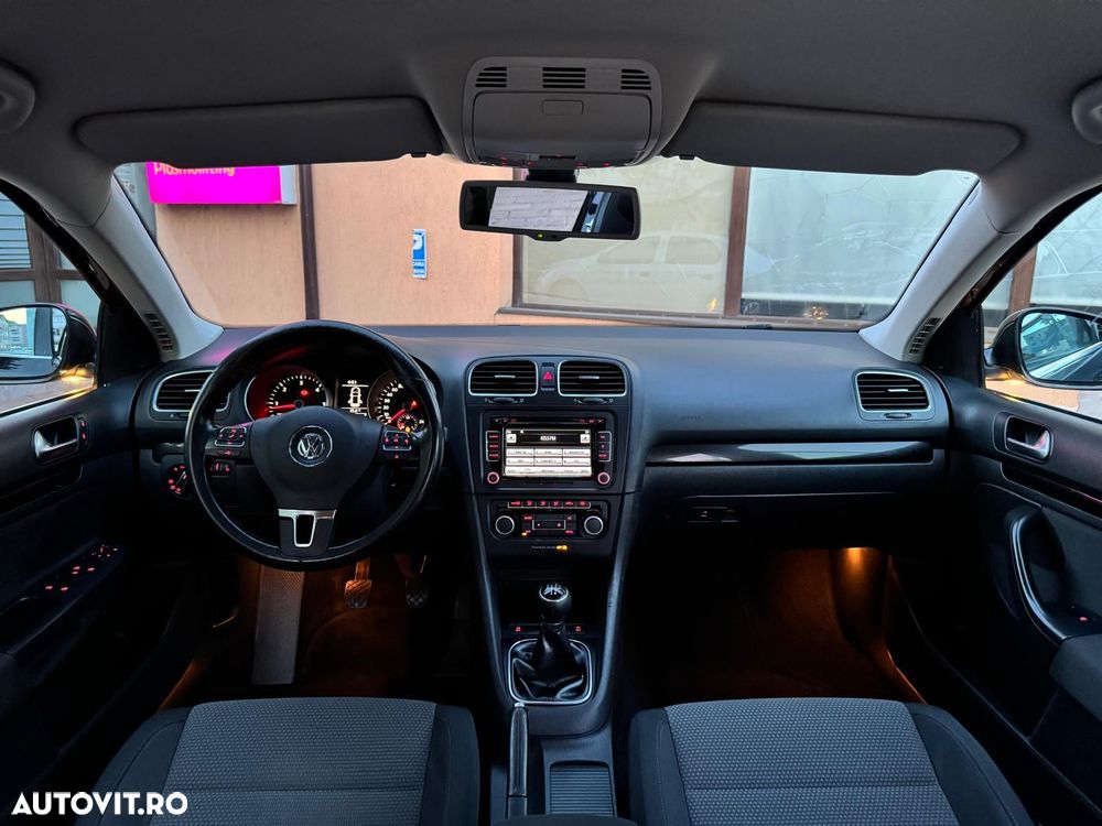 Volkswagen Golf - 5