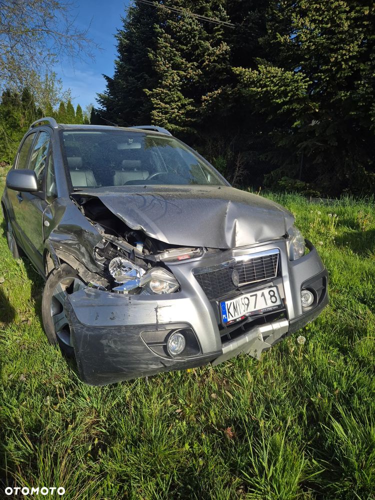 Fiat Sedici 1.6 16V 4x4 Emotion - 1