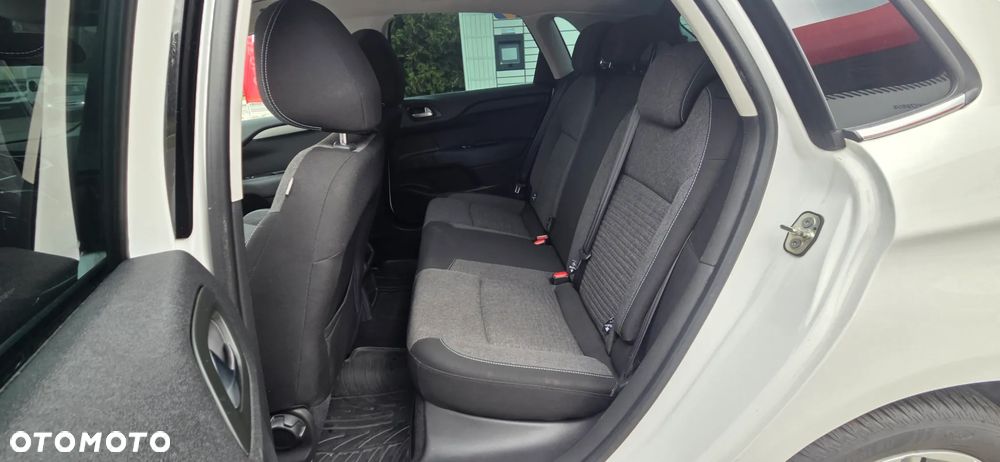 Citroën C4 PureTech e-THP 130 Exclusive - 35
