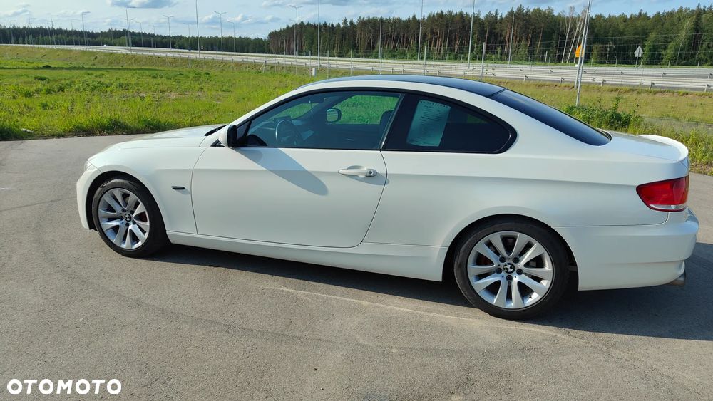 BMW Seria 3 320i Edition Exclusive - 5