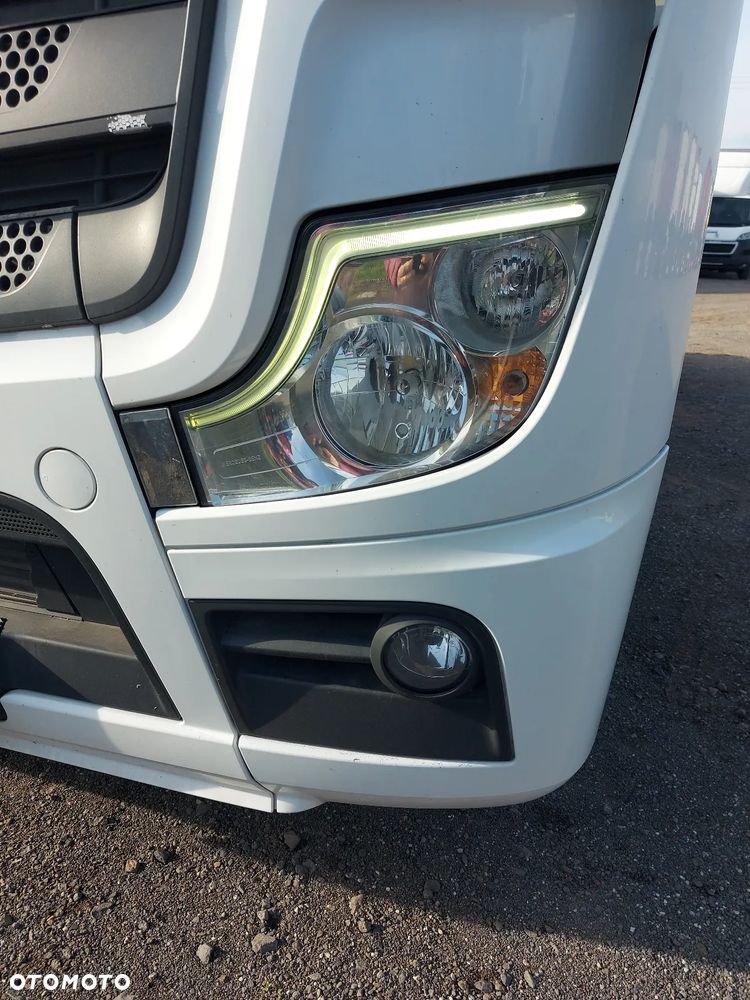 Mercedes-Benz MP-5-1845 - 11