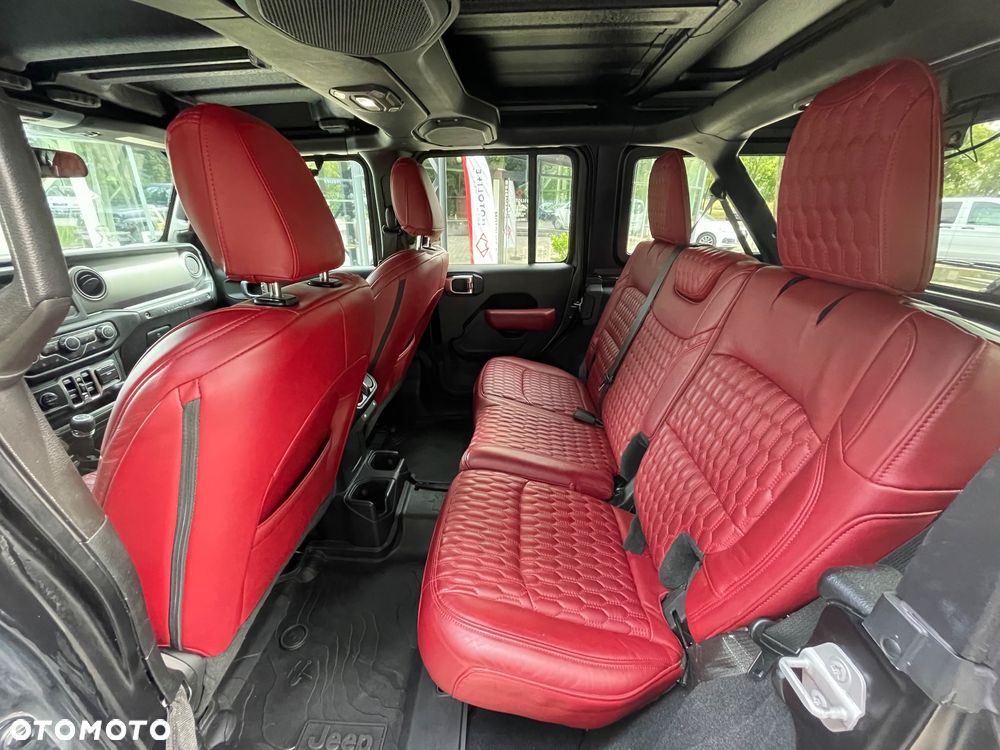Jeep Wrangler - 22