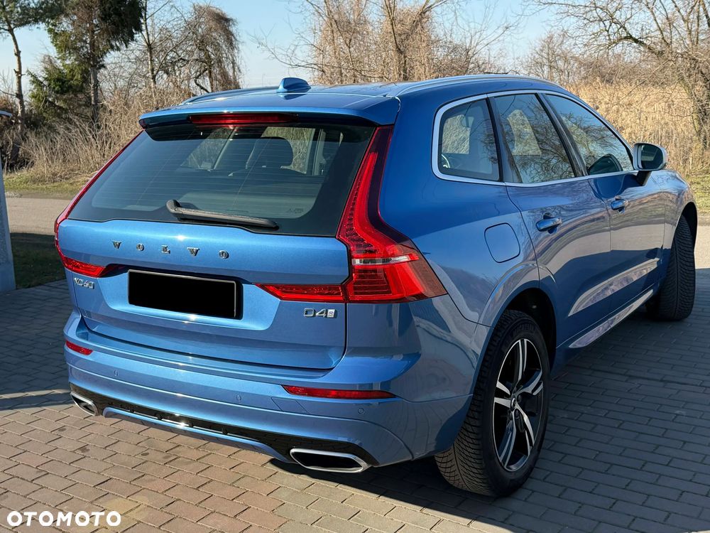 Volvo XC 60 D4 R-Design - 6