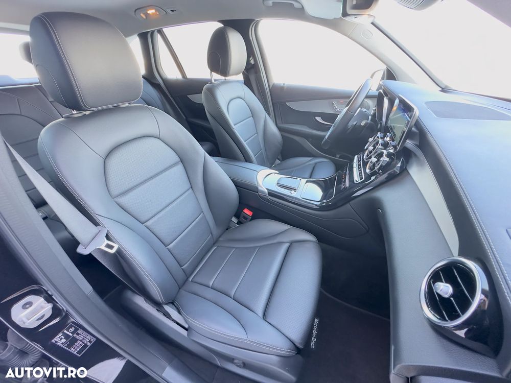 Mercedes-Benz GLC 300 de 4Matic 9G-TRONIC Exclusive - 23
