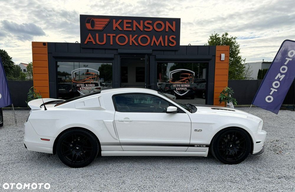 Ford Mustang - 6