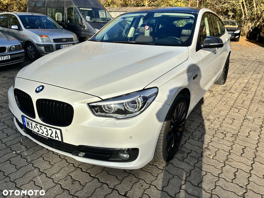 BMW 5GT - 1