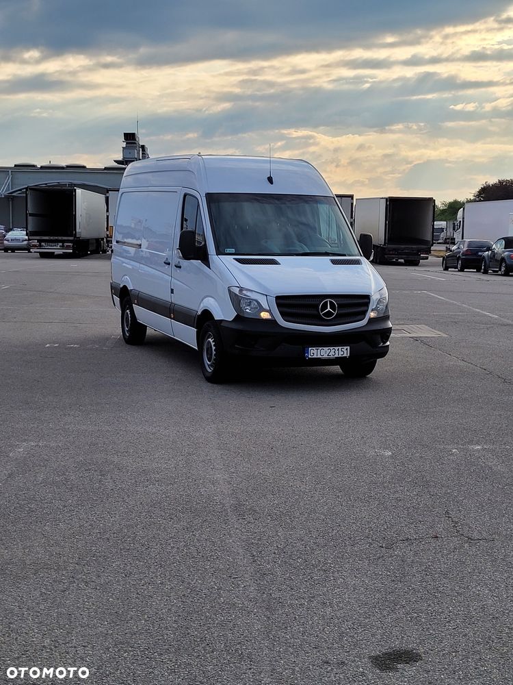 Mercedes-Benz Sprinter - 20