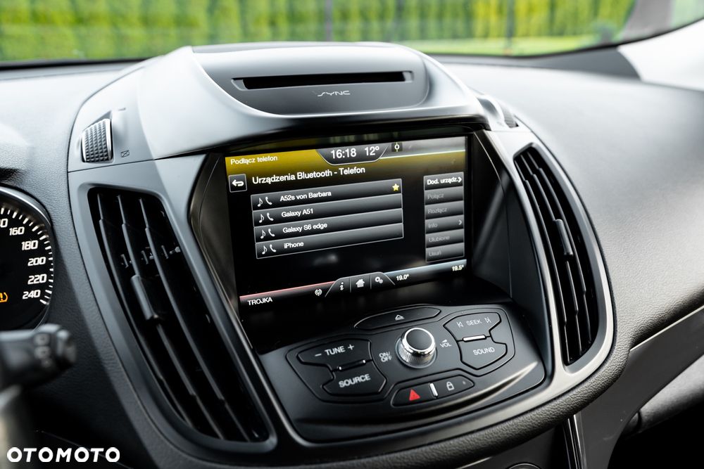 Ford Kuga 2.0 EcoBlue 4x4 TITANIUM - 31