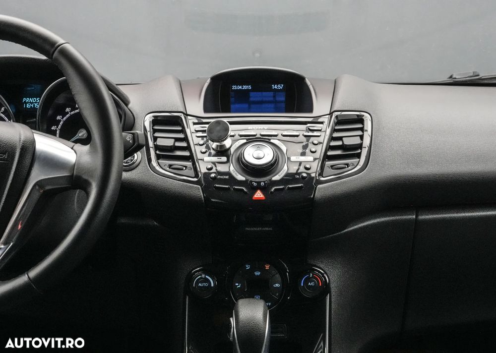 Ford Fiesta 1.0 Powershift Titanium - 18