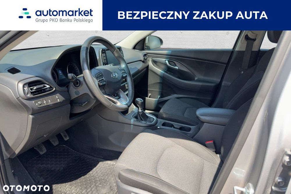 Hyundai i30 1.5 DPI Smart - 13
