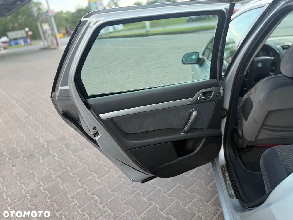 Peugeot 407 HDi 135 Premium - 14