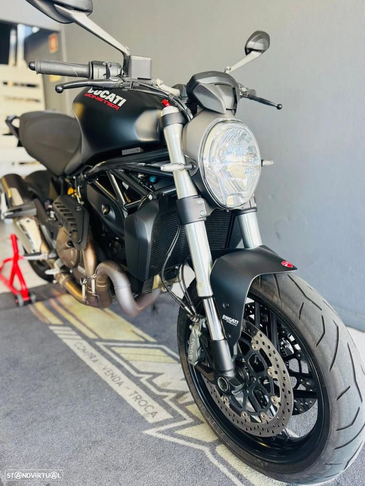Ducati Monster - 3