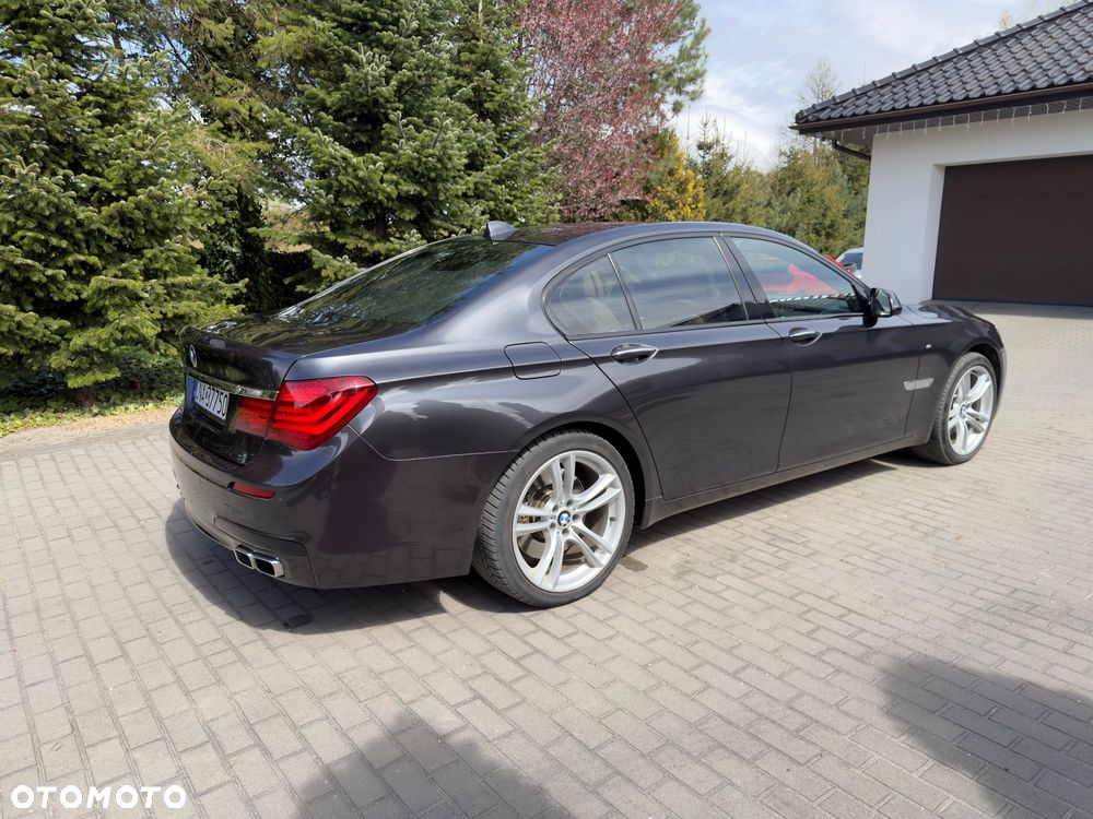BMW Seria 7 750d xDrive - 14