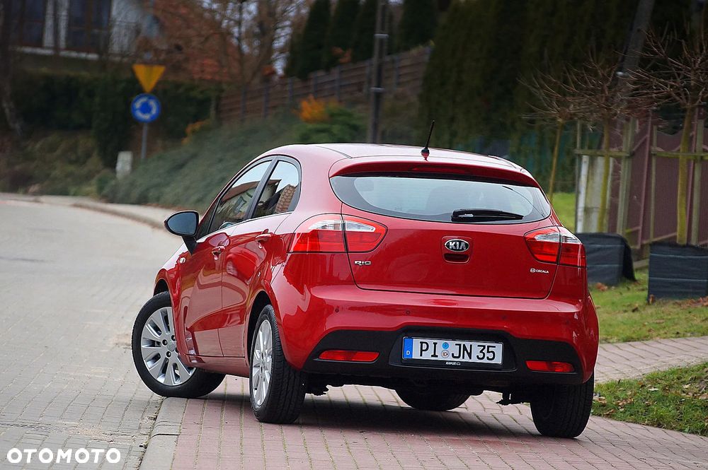 Kia Rio 1.2 Business Line - 2