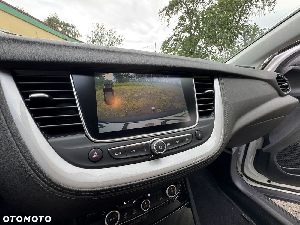 Opel Grandland X - 12