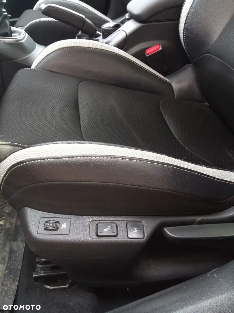 Citroën C4 1.6 HDi Exclusive - 16