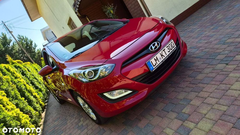Hyundai i30 1.4 Classic + - 11
