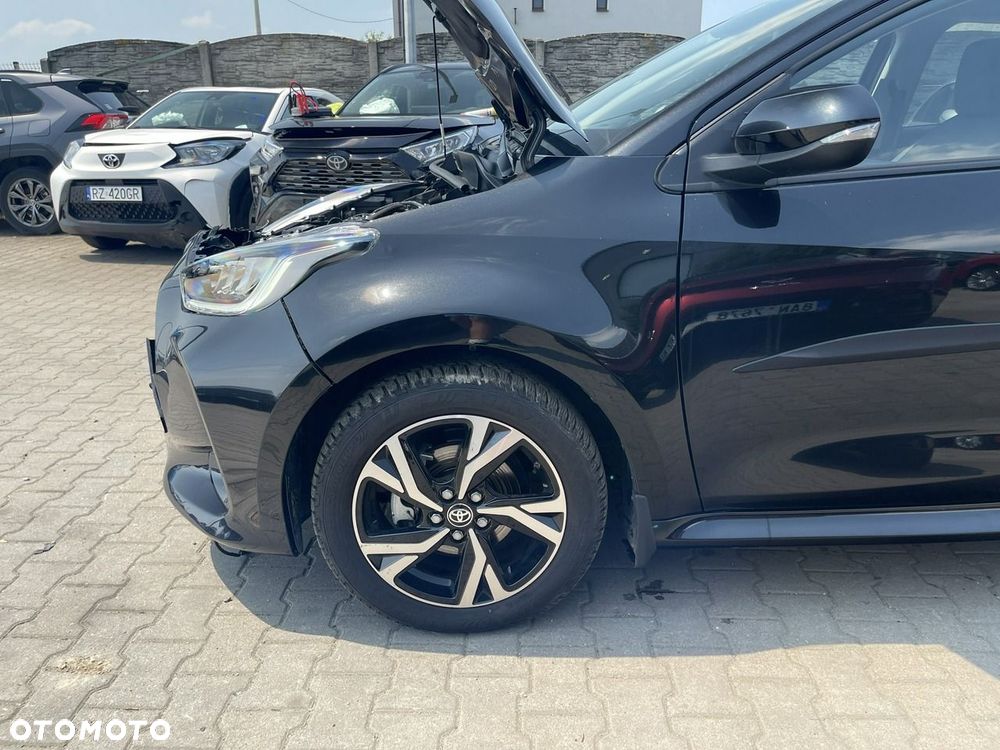 Toyota Yaris 1.5 Comfort CVT - 6