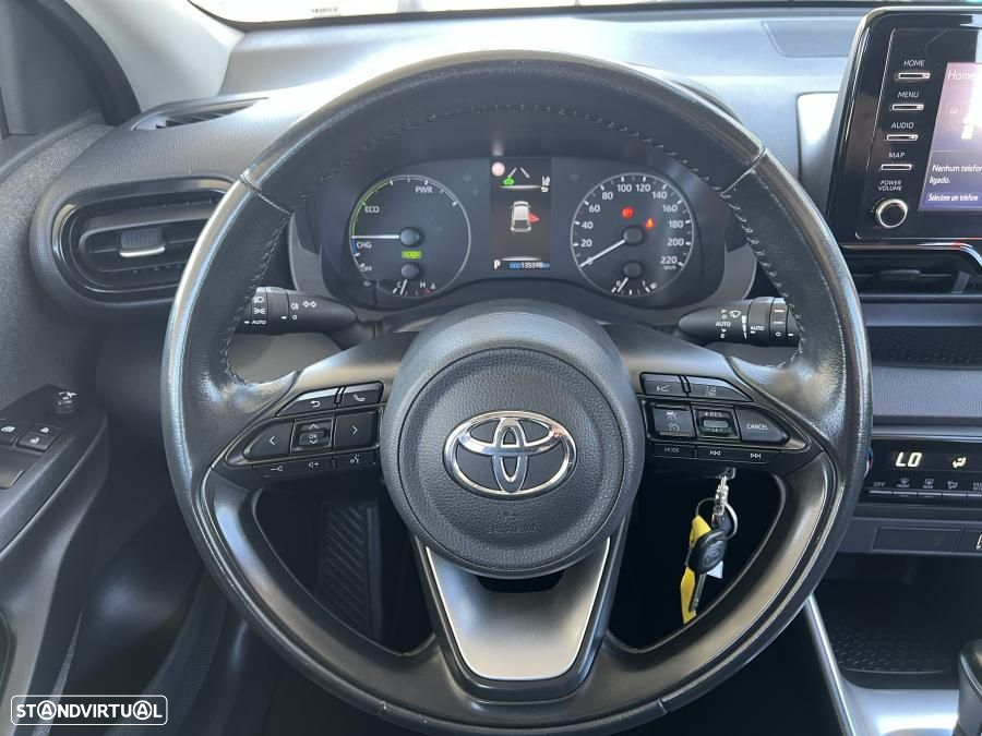 Toyota Yaris 1.5 HDF Comfort Plus - 26
