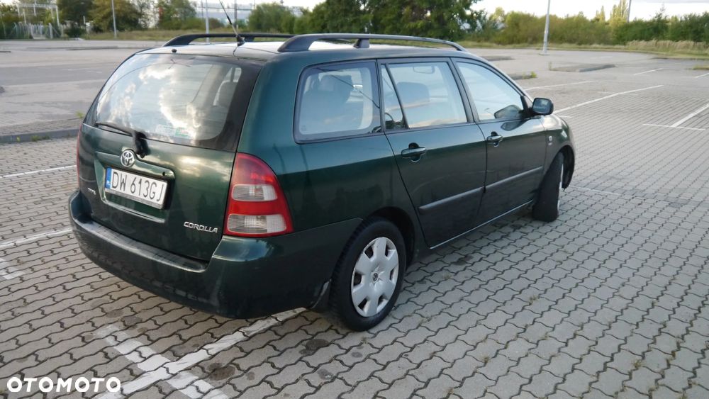 Toyota Corolla - 3