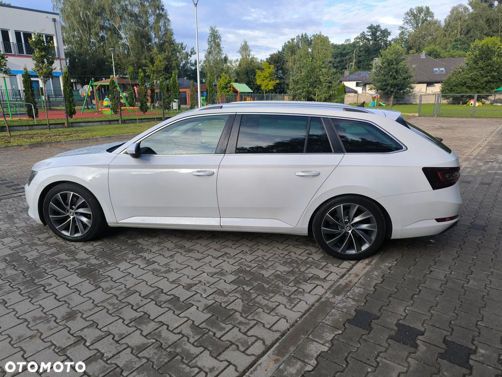 Skoda Superb 2.0 TDI 4x4 L&K DSG - 5