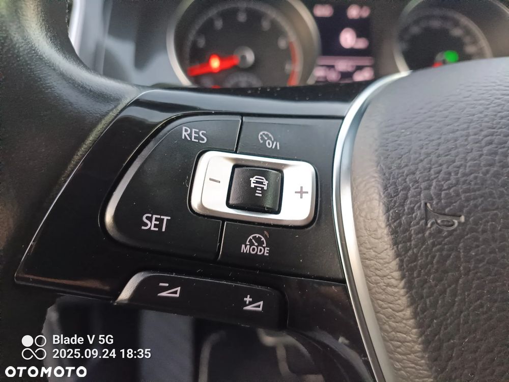 Volkswagen Golf 1.5 TSI BMT Evo Highline DSG - 18