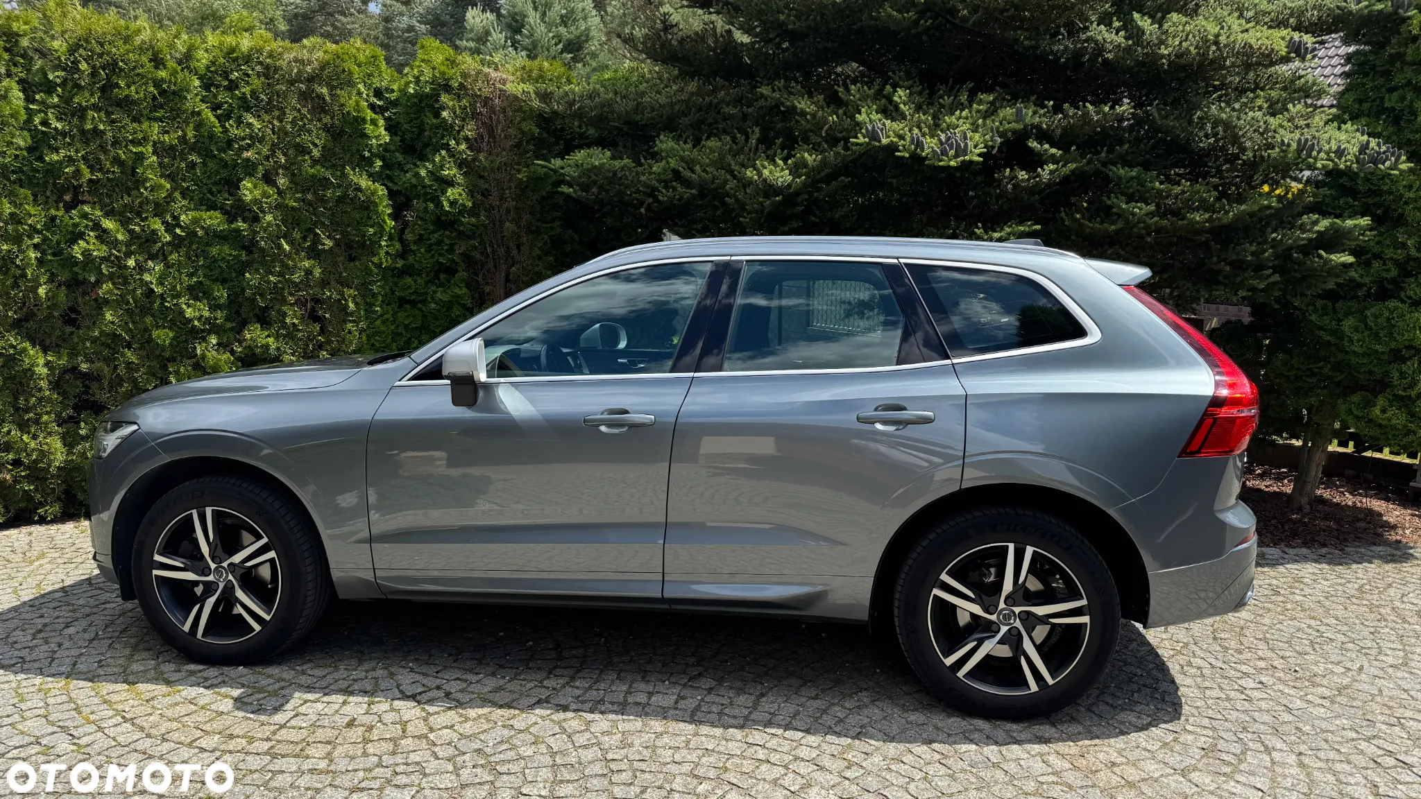 Volvo XC 60 D4 AWD R-Design - 3