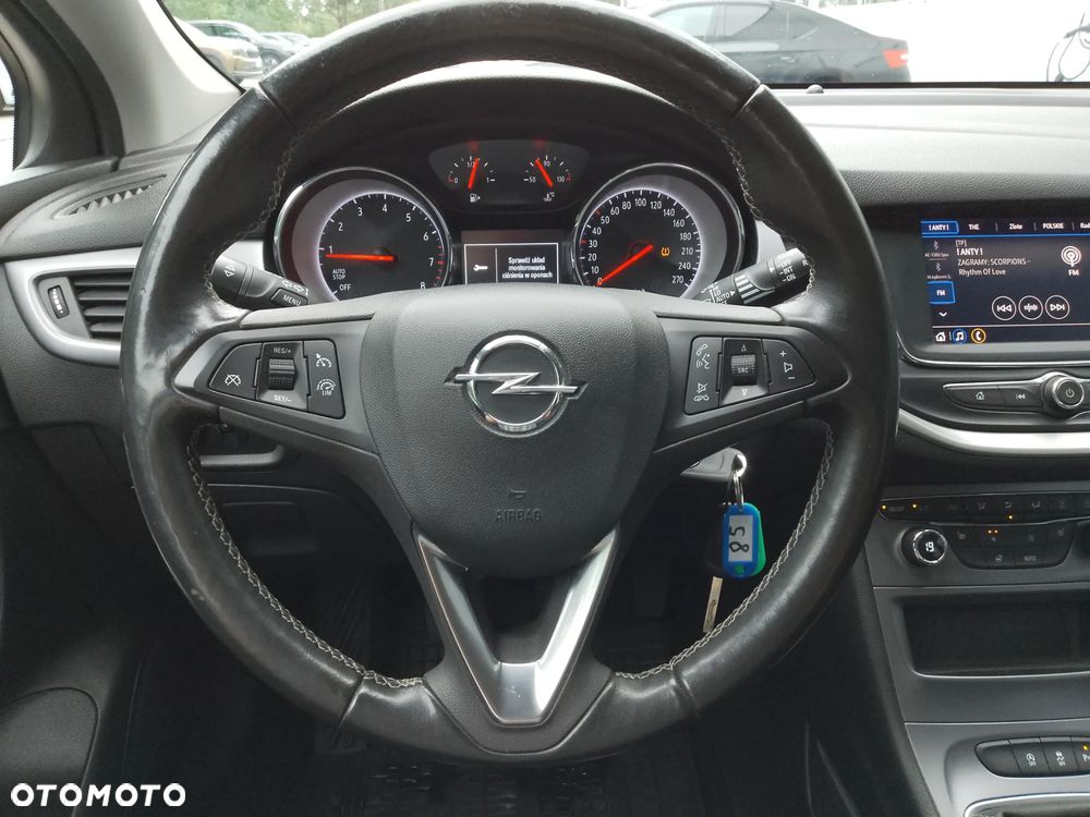 Opel Astra 1.2 T Edition S&S - 10