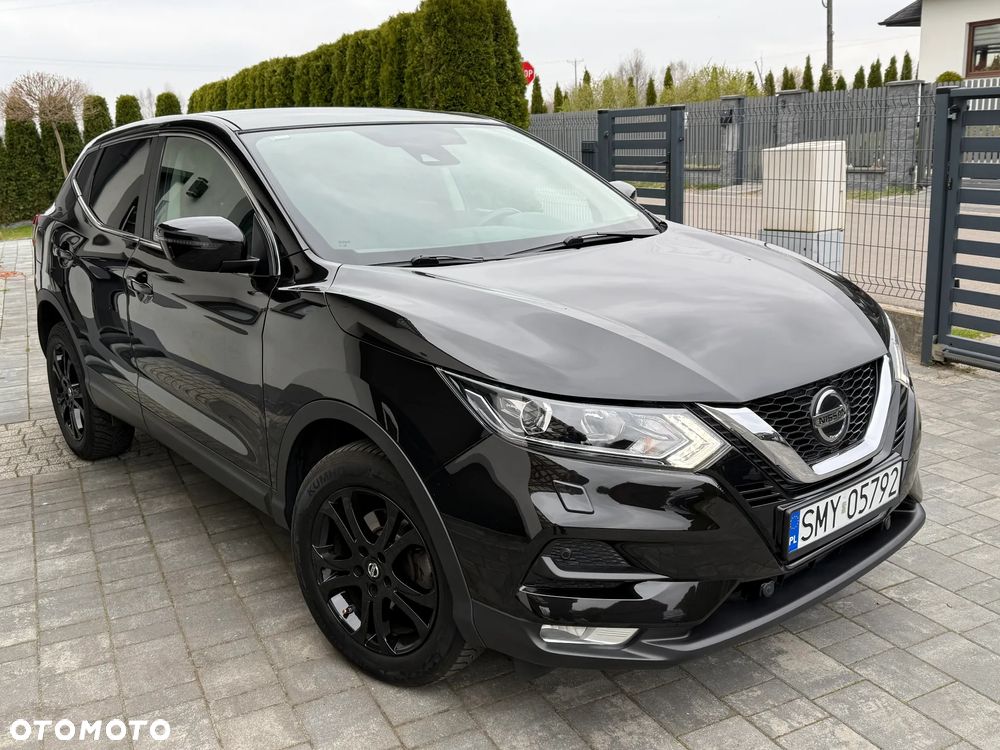 Nissan Qashqai - 1