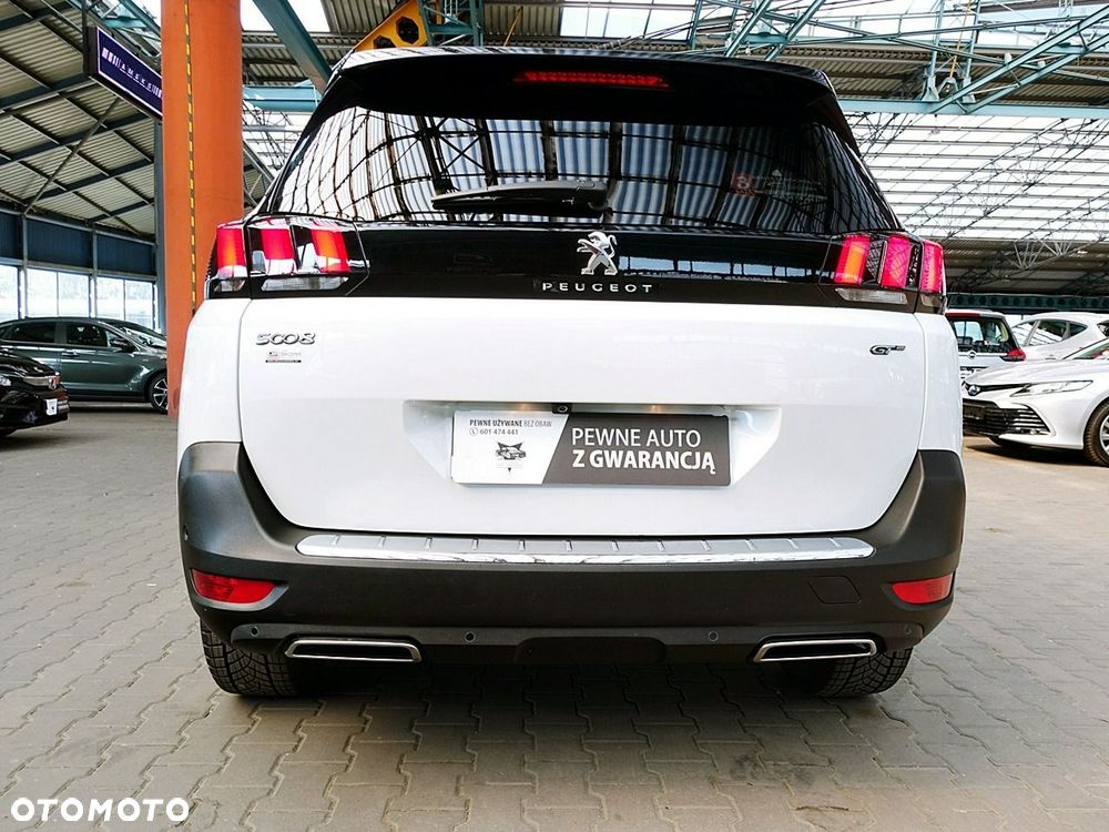 Peugeot 5008 - 5