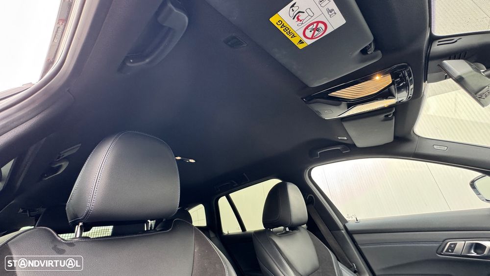 BMW 320 e Pack Desportivo M Auto - 33