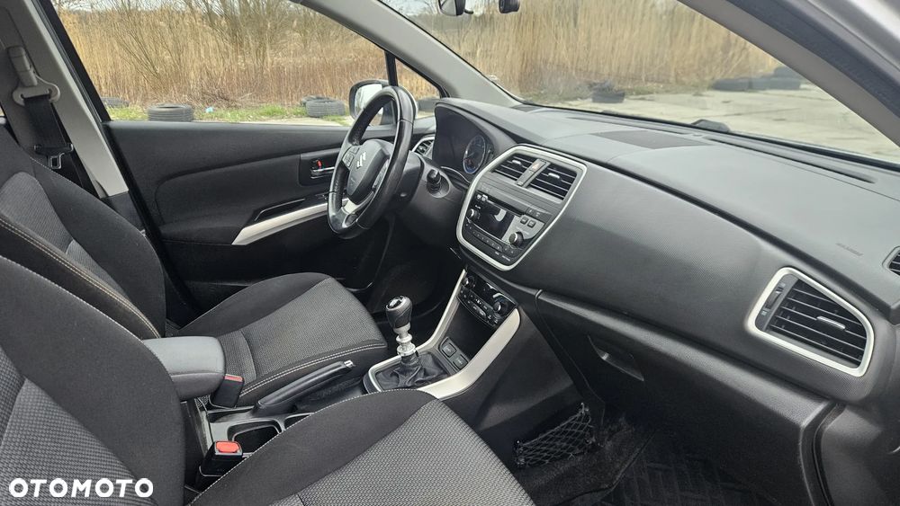 Suzuki SX4 S-Cross 1.6 DDiS Premium 4WD - 6