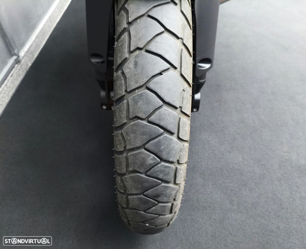 BMW R 1300 GS Adventure Trophy - 29
