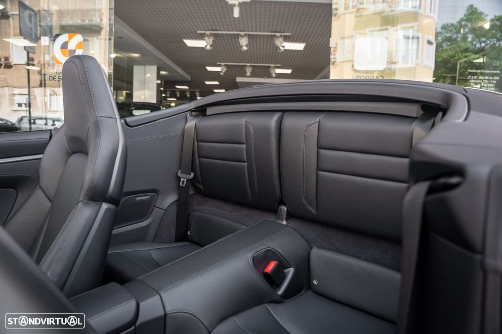 Porsche 911 (992) Carrera 4S PDK - 39