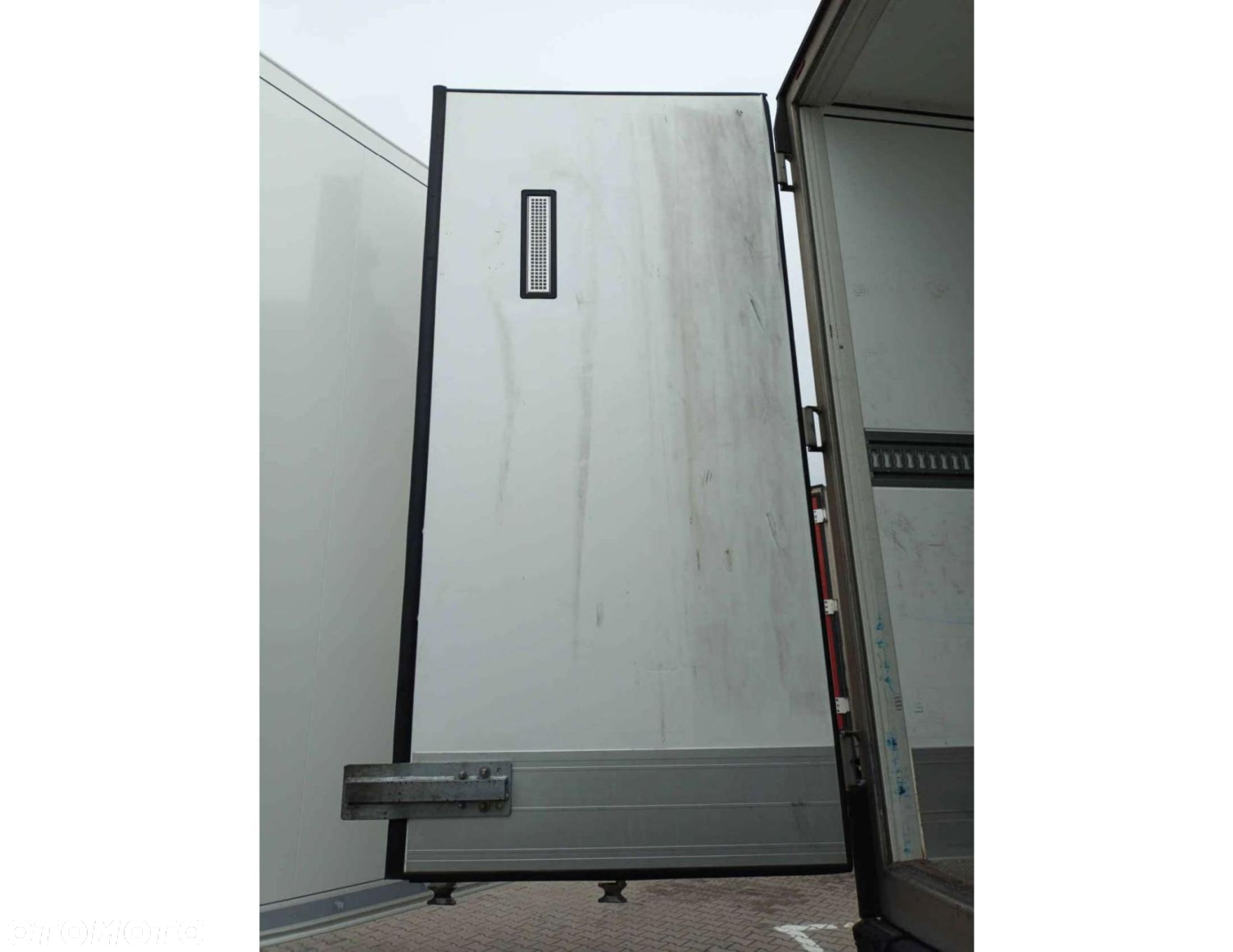 Schmitz Cargobull SKO FP 60 ThermoKing SLXi 300 - 6