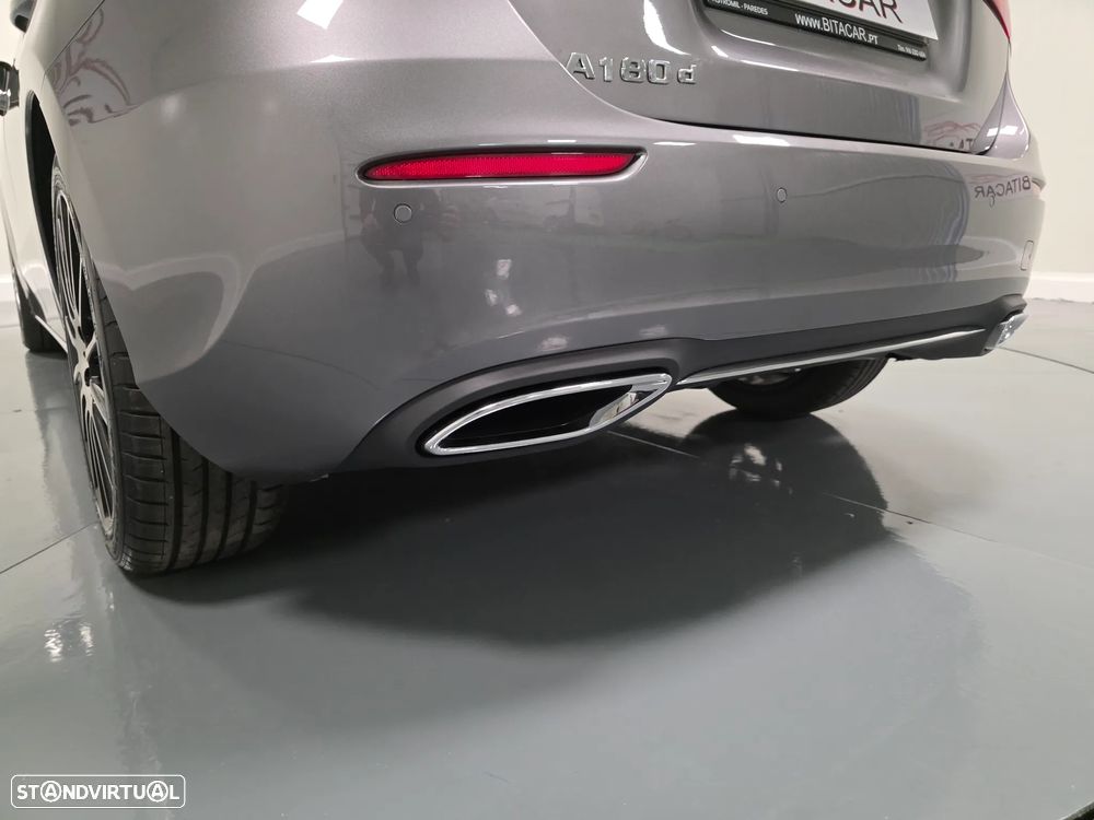 Mercedes-Benz A 180 d Progressive - 11