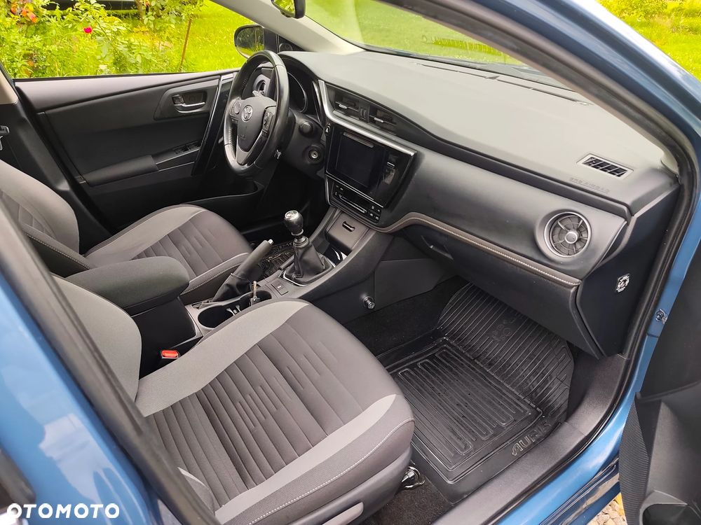 Toyota Auris 1.6 Active - 12