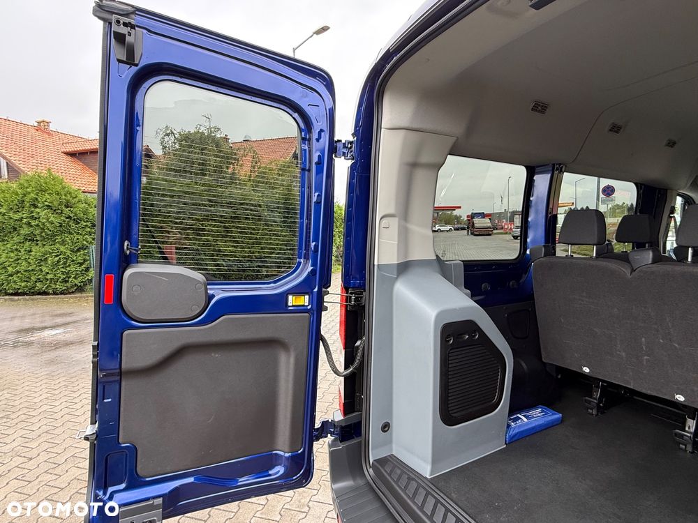 Ford Transit - 18