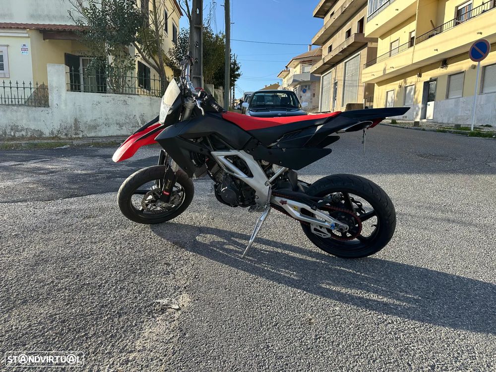 Aprilia RXV Supermotard - 1
