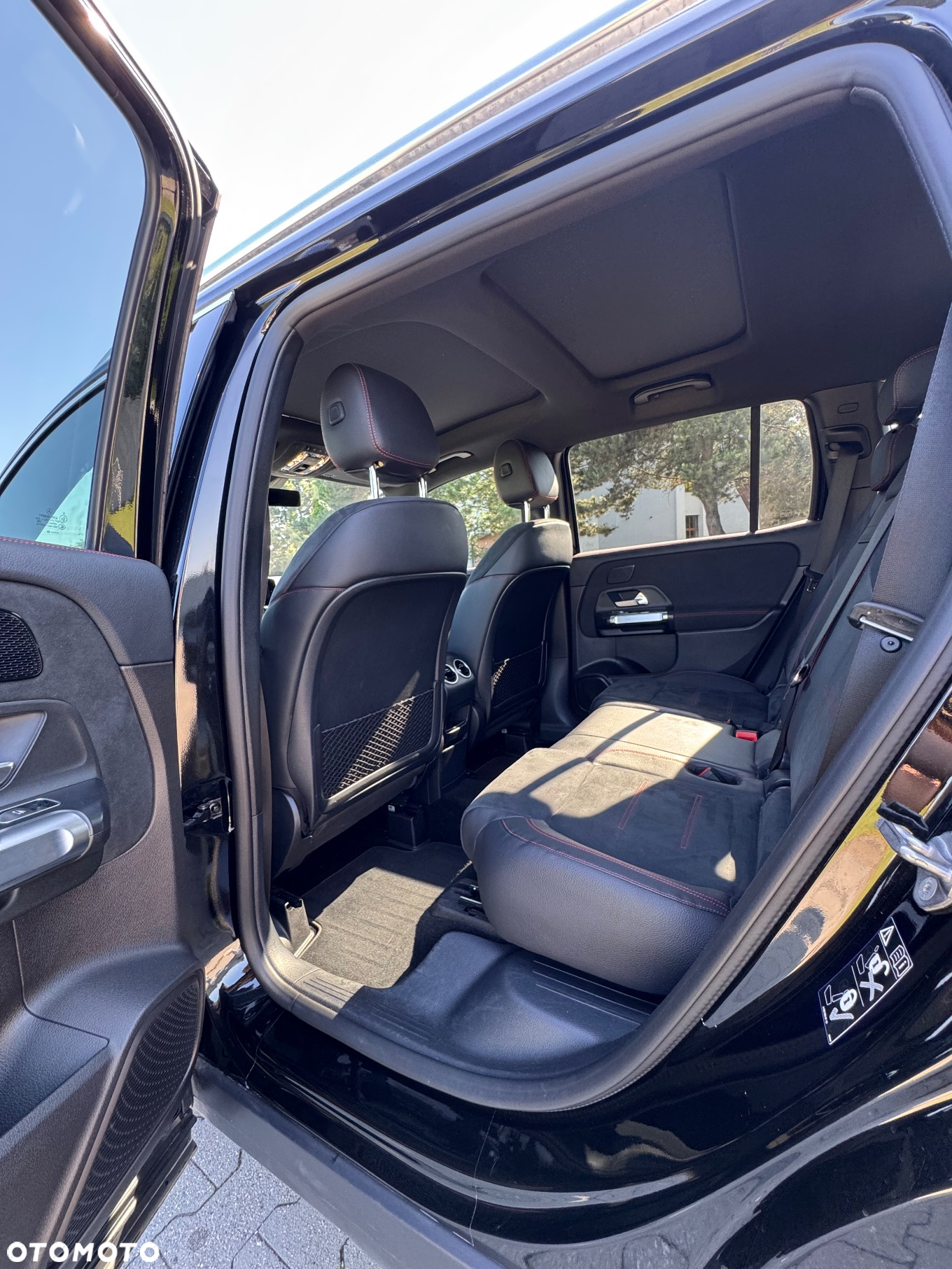 Mercedes-Benz GLB 200 d 4-Matic 8G-DCT - 11