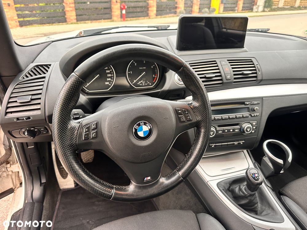 BMW Seria 1 120d DPF - 37
