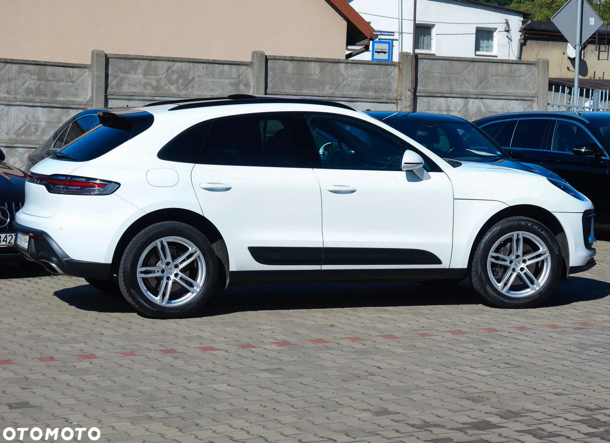Porsche Macan - 31