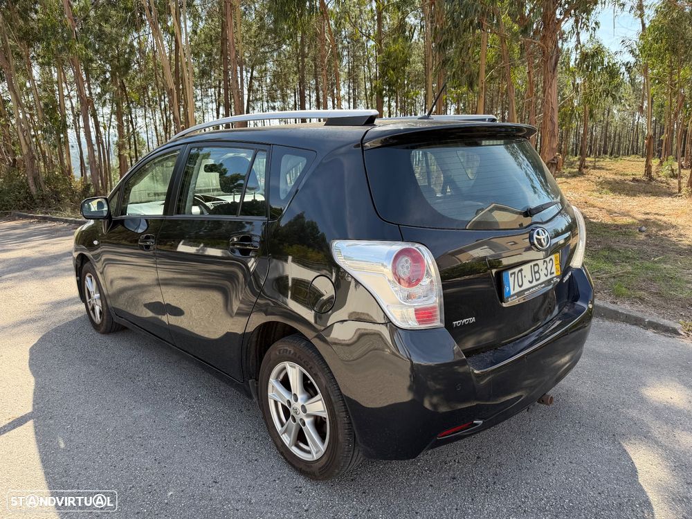 Toyota Verso 2.0 D-4D Exclusive - 4
