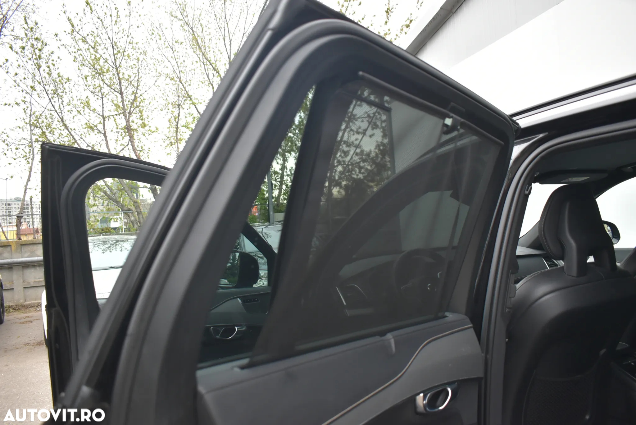 Volvo XC 90 T8 AWD Twin Engine Geartronic RDesign - 14