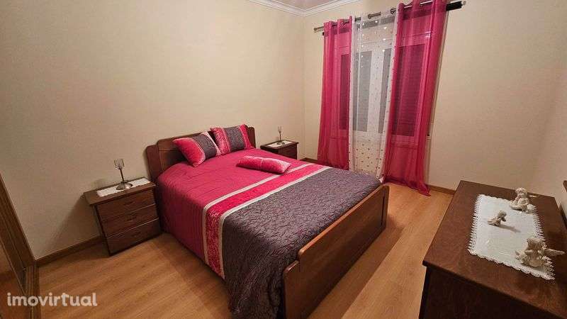 ALUGA SE apartamento T2 - Grande imagem: 4/7