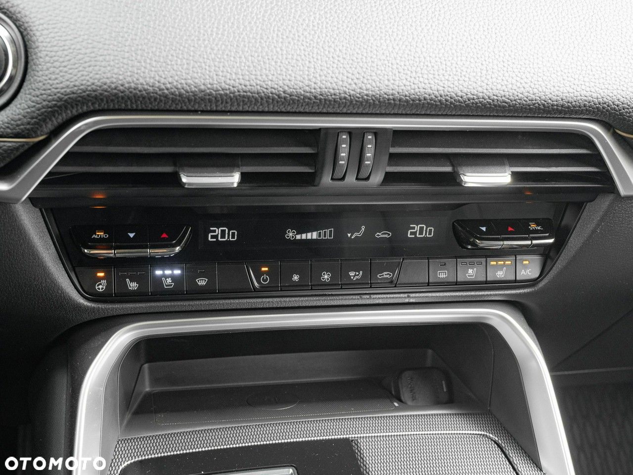 Mazda CX-60 - 21